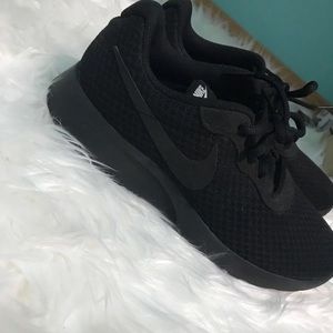Women’s Nike Tanjun